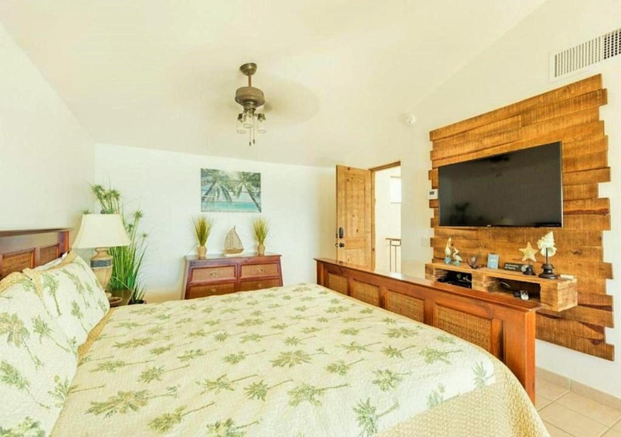 Right On The Beach! Rocky Point Condo Rental - 2 Bedroom Penthouse Beachfront المظهر الخارجي الصورة