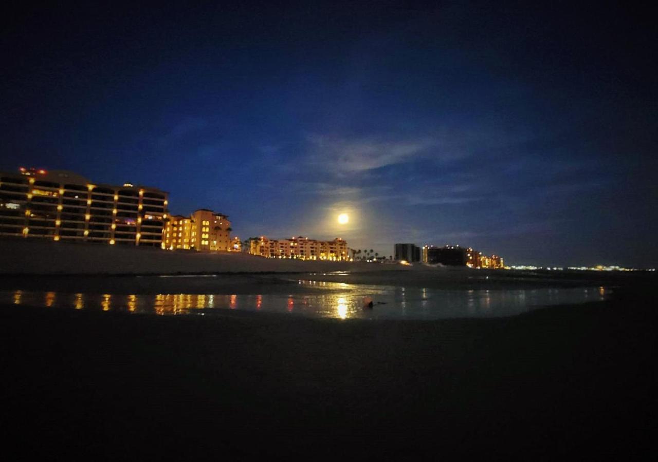 Right On The Beach! Rocky Point Condo Rental - 2 Bedroom Penthouse Beachfront المظهر الخارجي الصورة
